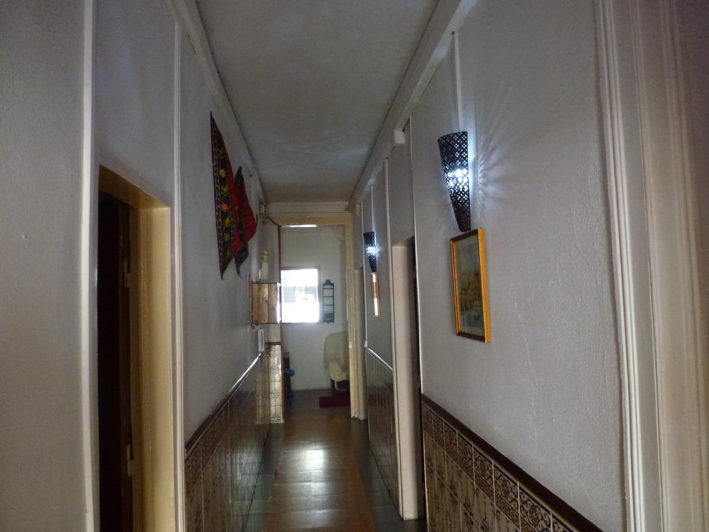 Hospedaria D. Damelio Lisbon Exterior photo